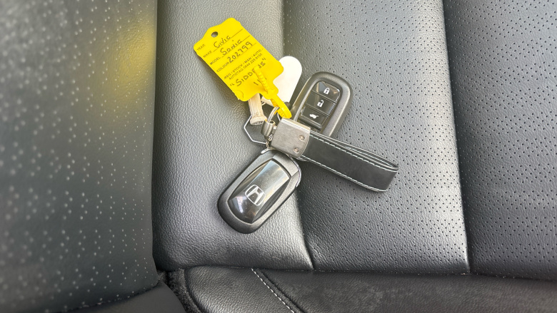 Honda Civic 2.0 eHEV Advance 5dr CVT Hybrid Hatchback